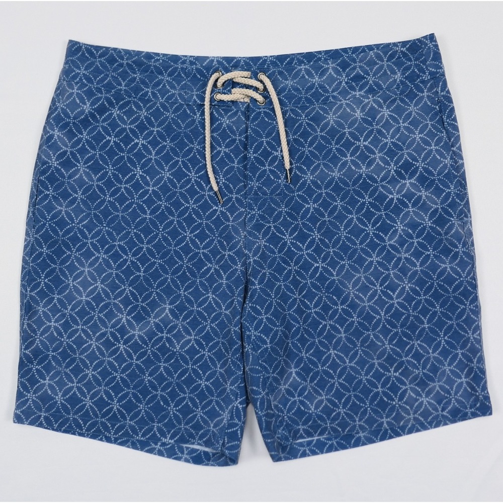 Faherty Brand Beacon Board Shorts Blue Geometric Mens 36 Trunks Excellent